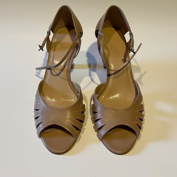 Ann Taylor Loft heels - Picture 3 of 5
